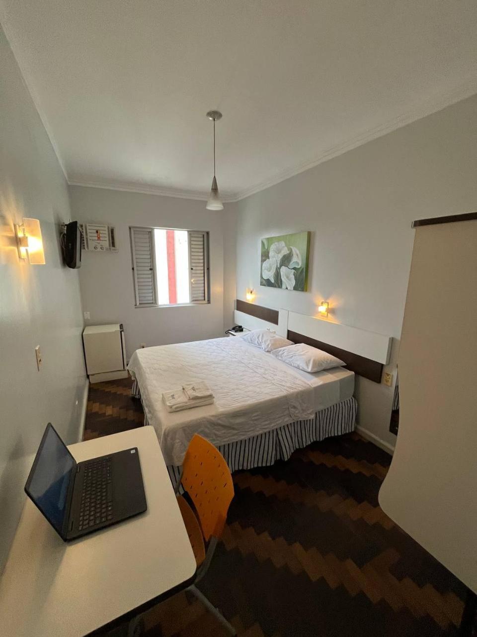 Oscar Palace Hotel - Centro De Tubarão מראה חיצוני תמונה